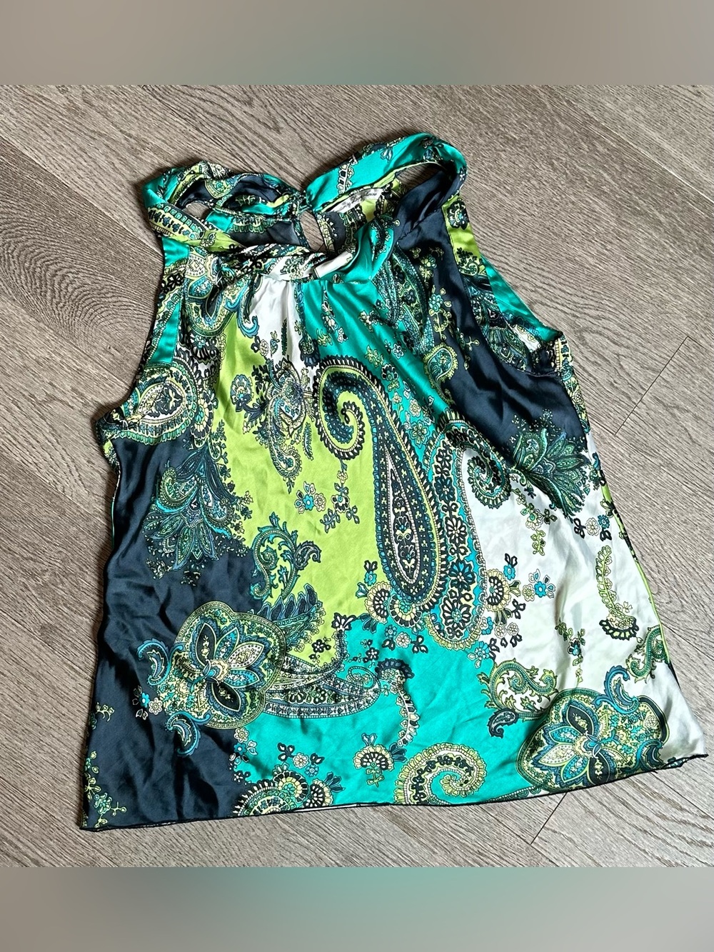 Signature by Larry Levine Silky High Neck Paisley Tank Top Size L